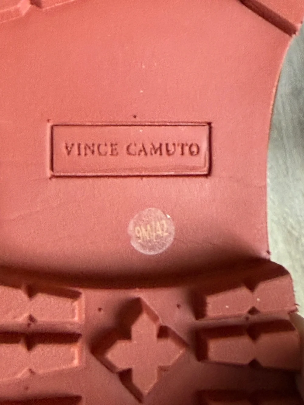 Vince Camuto Men's Cognac Brown Leather Chukka Lace-Up Boots size 9M